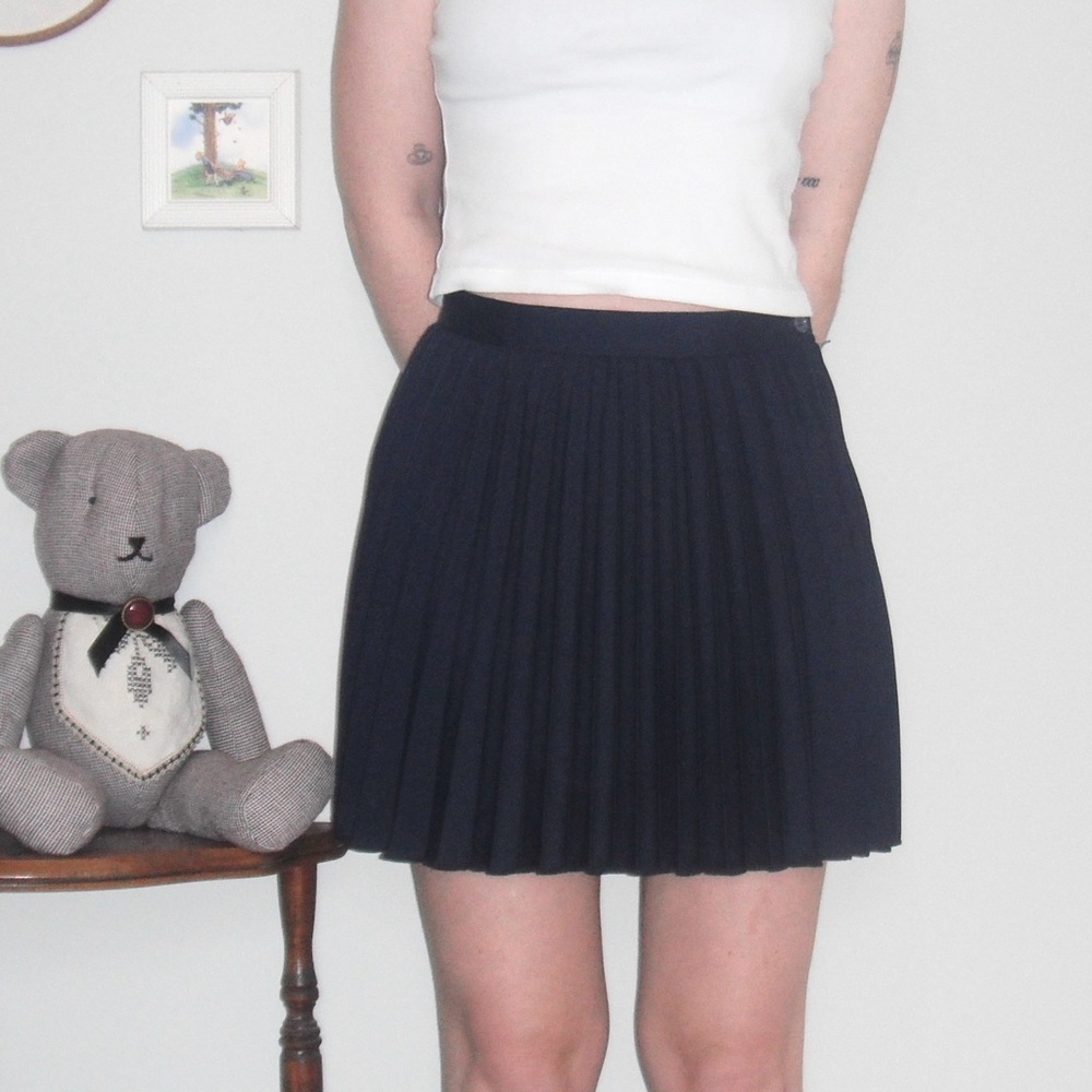 vintage navy pleated skirt